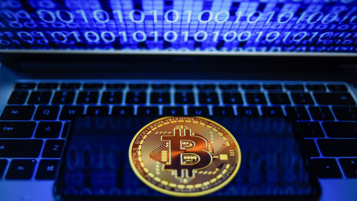 Germania și Italia propun o măsură radicală la nivel european pentru a controla criptomonedele stabile, vizând în special monedele digitale ancorate de dolarul american