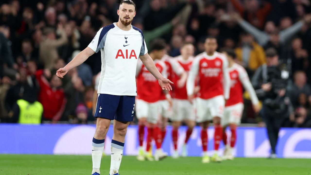 Drăgușin și Tottenham, rușine istorică: Ce s-a întâmplat în nordul Londrei