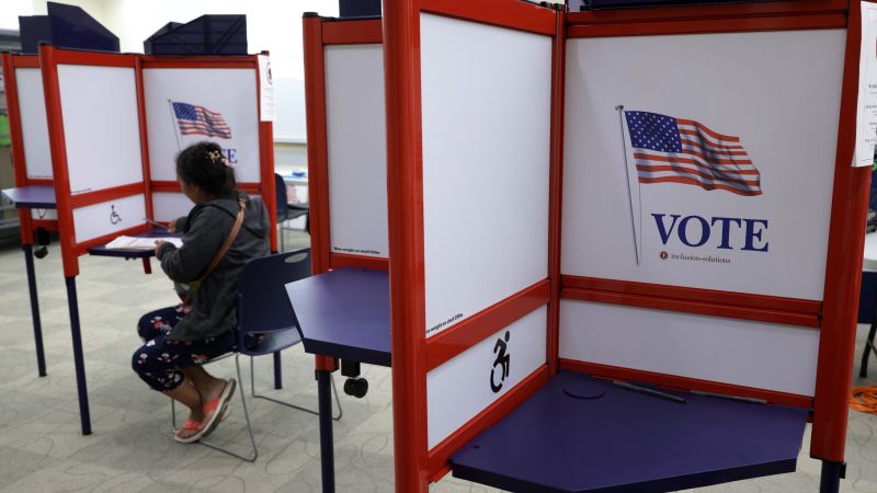 Virginia: Democrații pot câștiga 4 mandate în plus, arată proiecțiile CNN