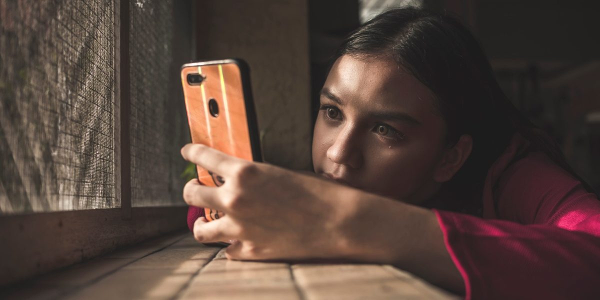 De ce dispar unii oameni fără urmă: Explicația ȘTIINȚIFICĂ a fenomenului ghosting