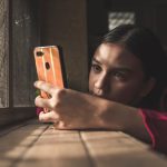 De ce dispar unii oameni fără urmă: Explicația ȘTIINȚIFICĂ a fenomenului ghosting