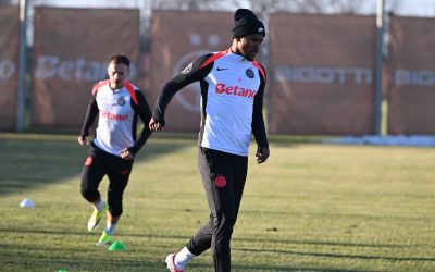 Ngezana, refuzul operației și speranțele pentru Cupa Mondială: Ce se întâmplă la FCSB Siyabonga Ngezana, fundașul central al FCSB, a stârnit controverse în urma refuzului de a se opera la genunchi, decizie care ar putea avea consecințe majore atât pentru clubul bucureștean, cât și pentru cariera fotbalistului