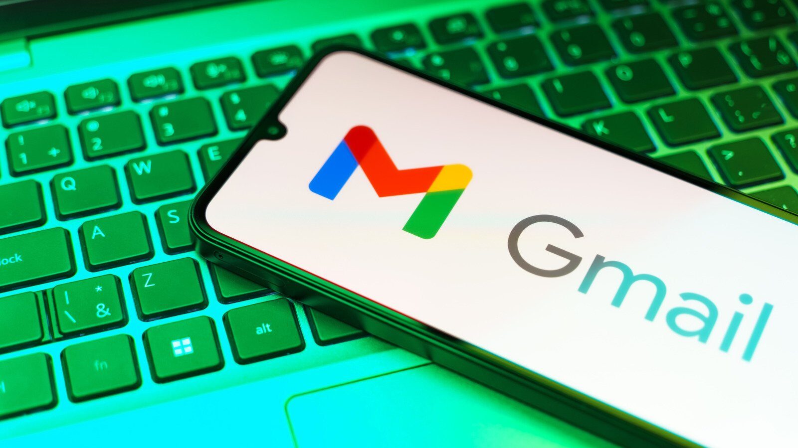 Google Revizuiește Gmail: Utilizatorii Pot Schimba Adresa de Email Google introduce o funcție mult așteptată de utilizatori, permițând schimbarea adresei de Gmail fără a fi necesară crearea unui cont nou