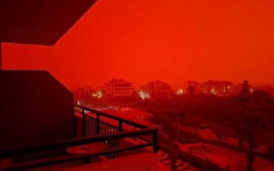 Furtuna „Erminio” lovește Grecia: Un deces și haos pe fondul vremii extreme Un bărbat a fost găsit mort în apropierea Atenei, în timp ce furtuna „Erminio” a adus vânturi puternice, inundații și perturbări majore în Grecia