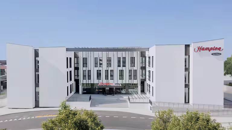 Banca Transilvania acordă un credit de peste 50 de milioane de euro pentru un hotel din Veneția Banca Transilvania (BT) a acordat o finanțare de peste 50 de milioane de euro pentru Hampton by Hilton Venice Isola Nuova, prin sucursala sa din Italia