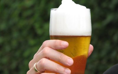 Berea zilnică, un obicei periculos: Ce riști pentru plăcerea asta