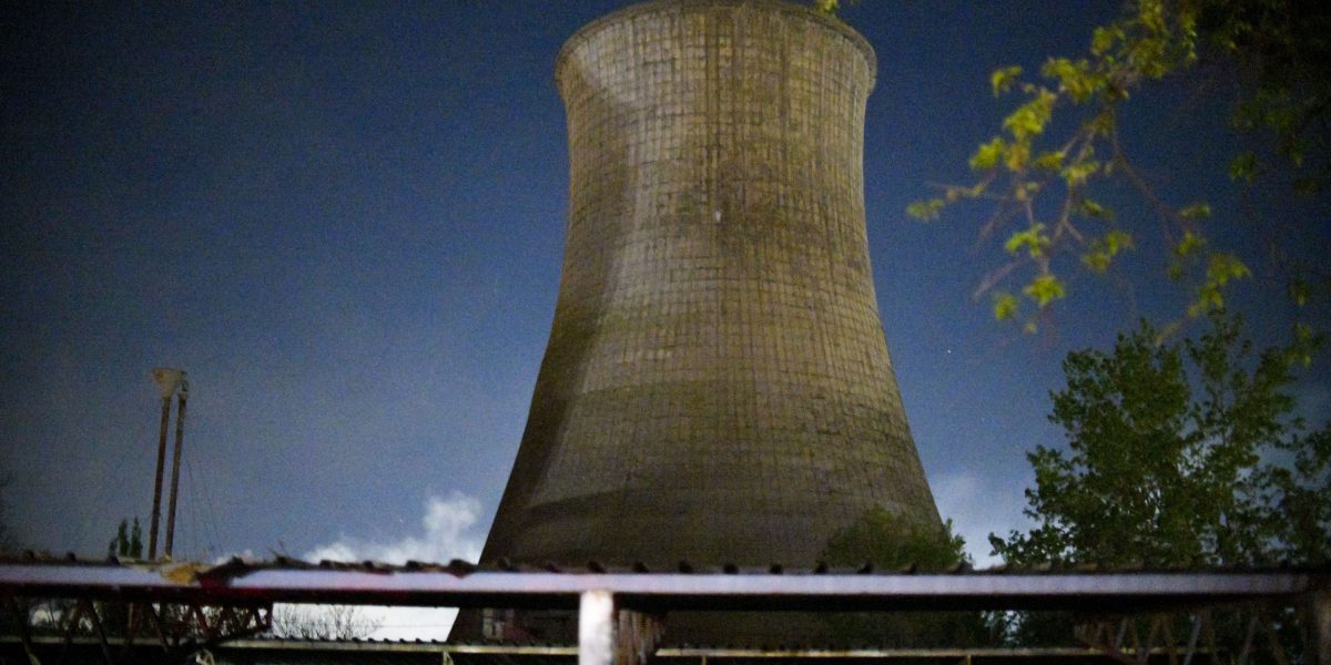 Apa caldă revine în București după incendiul de