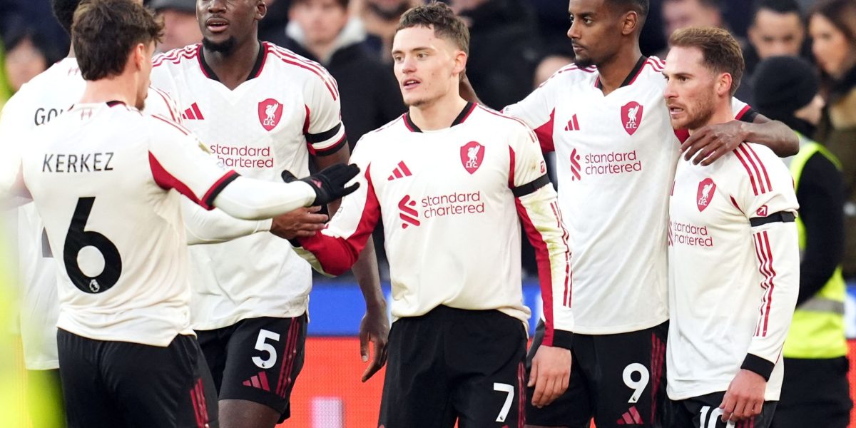 Liverpool, decizie SURPRIZĂ înainte de PSG! Cine îl înlocuiește pe Arne Slot