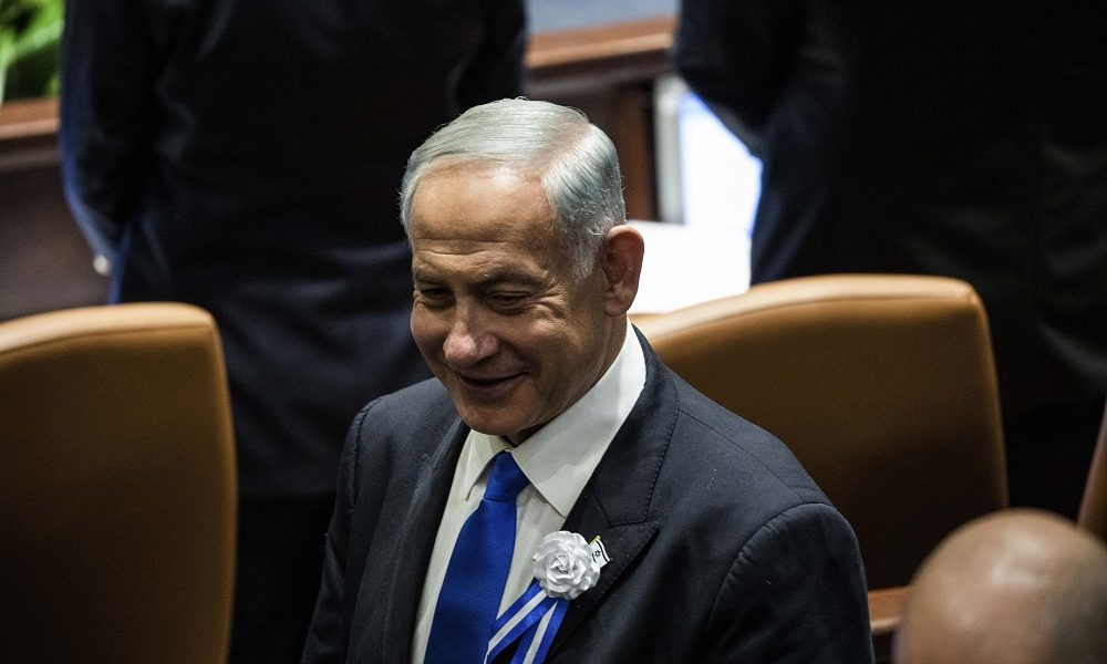 Netanyahu, acuzat de corupție: Trage de timp în proces