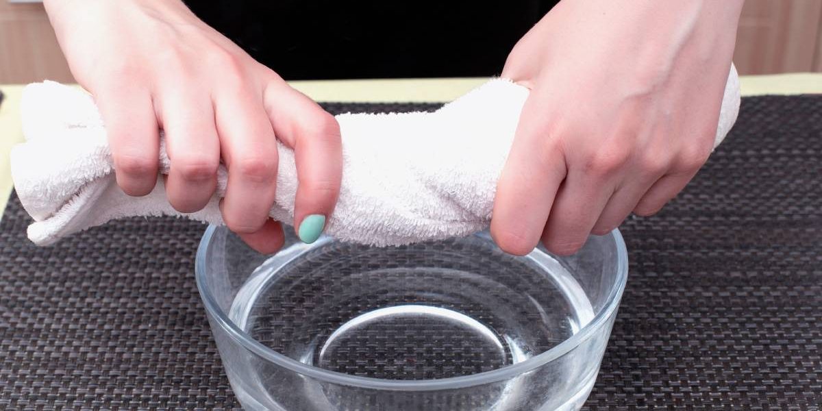 Redu hipertensiunea cu un prosop: Trucul simplu și eficient