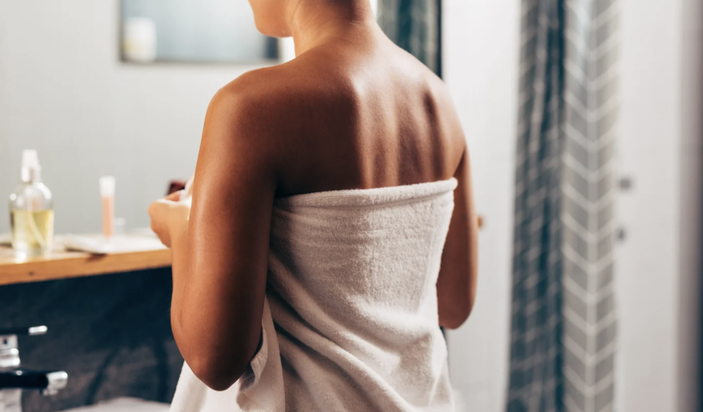 Alergii zilnice la tine-n baie: Dermatologul atrage atenția