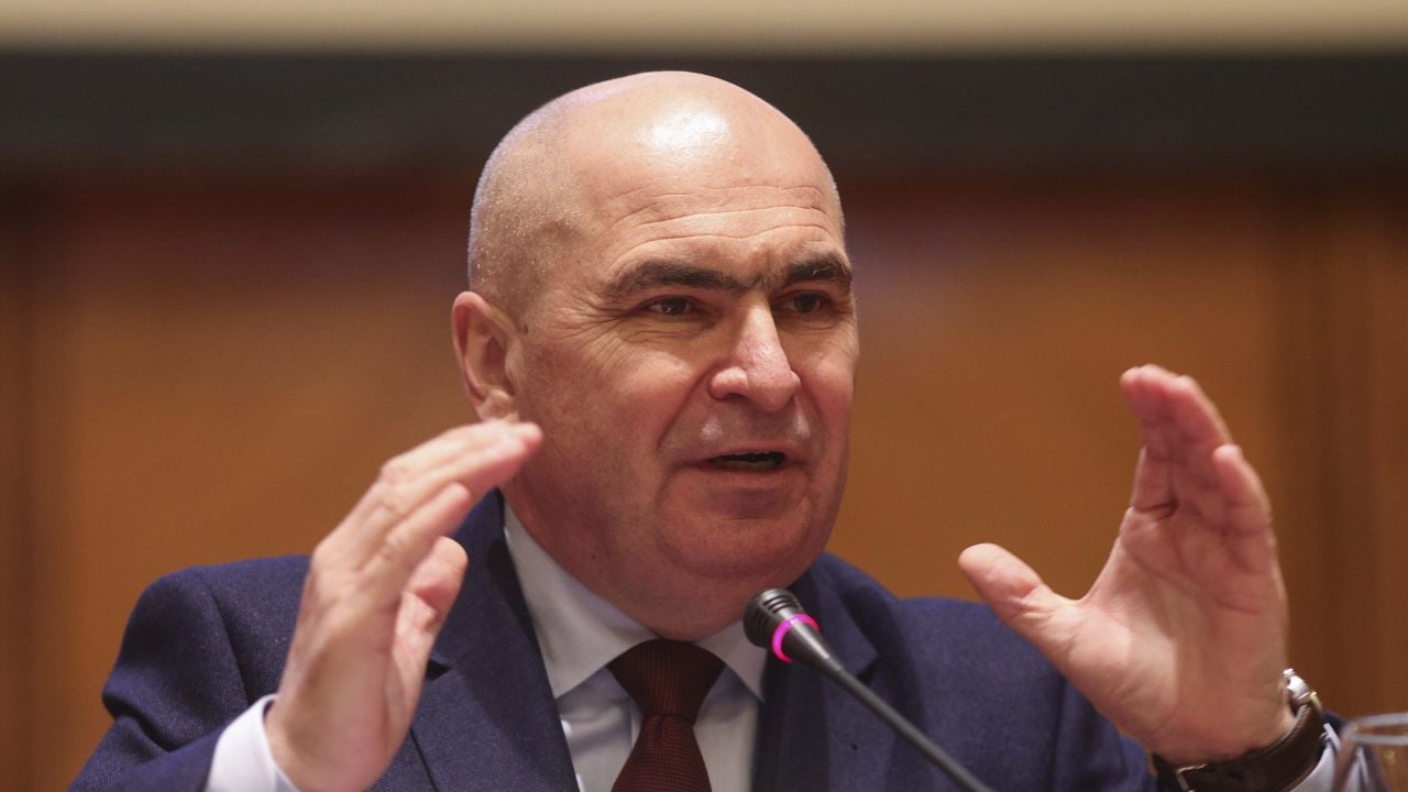 Consilier BNR, apărare vehementă pentru Bolojan: „Ilie Sărăcie”, o jignire