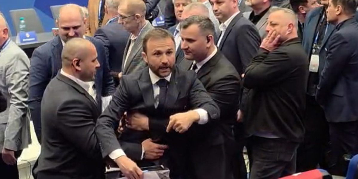 Ilie Drăgan dă în judecată FRF după alegerile controversate București – Incidentele de la recentele alegeri pentru președinția Federației Române de Fotbal (FRF) continuă să stârnească controverse