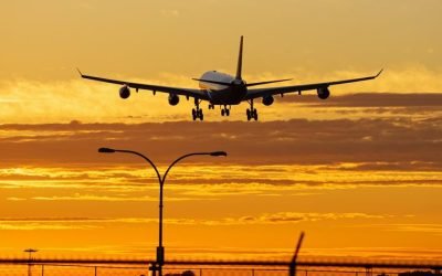 Criza combustibilului pentru avioane amenință zborurile europene: Ryanair și Lufthansa se pregătesc pentru reducerea capacității Companiile aeriene europene, inclusiv Ryanair și Lufthansa, se confruntă cu posibilitatea anulării unor zboruri în timpul sezonului estival, ca urmare a îngrijorărilor privind aprovizionarea cu combustibil