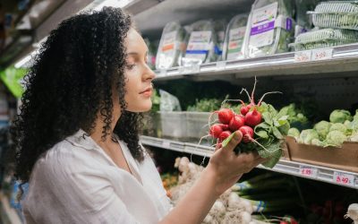 Românii caută disperați metode să economisească la alimente