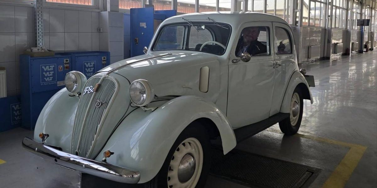 Fiat 508C din ’37, bijuterie pe roți la RAR Vaslui. „A pus Italia pe roți”
