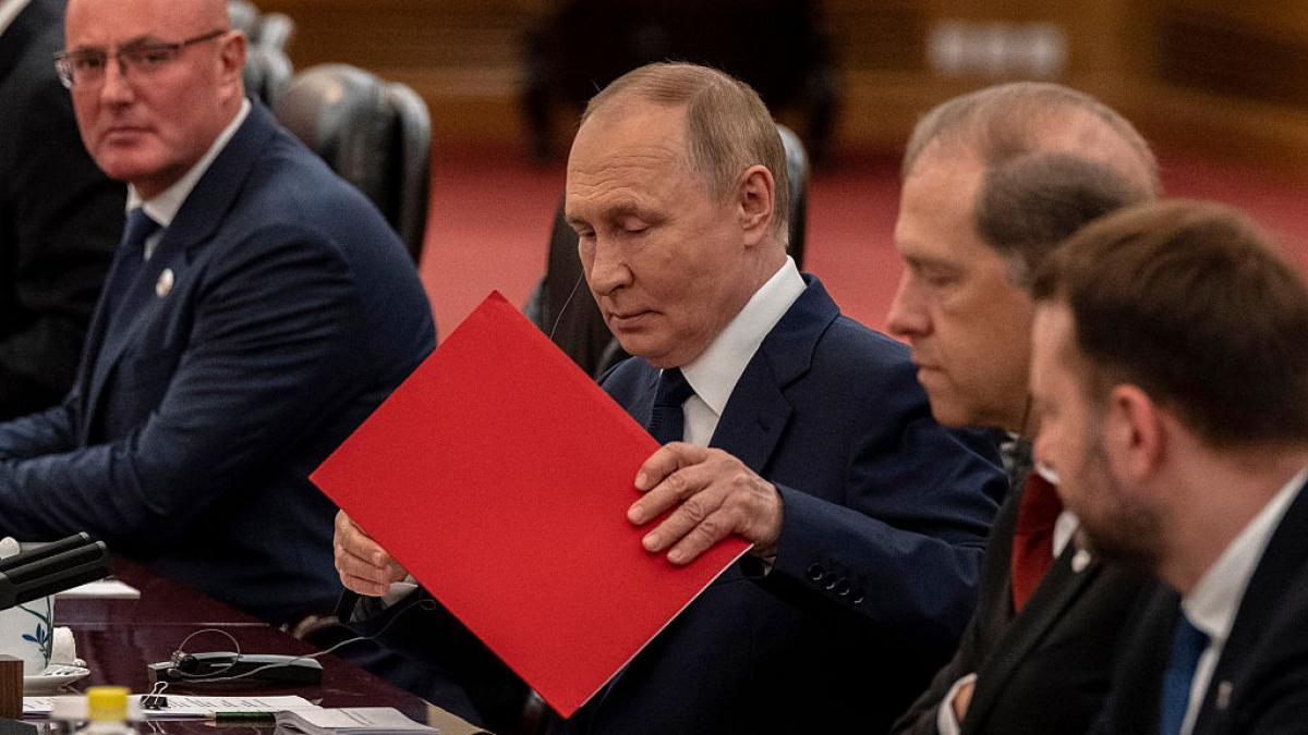 Inspirat de Donald Trump, Putin vrea un „AI suveran” rusesc