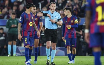 Arbitrul Istvan Kovacs, criticat dur de presa din Catalunya, nu va mai arbitra în actuala ediție a UEFA Champions League, după ce clubul Barcelona a depus plângere împotriva prestației sale