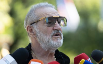 Joyskim Dawa, fundașul de la FCSB, ar putea părăsi echipa în vara anului 2024, având în vedere interesul manifestat de cluburi din Rusia, Emiratele Arabe Unite, China și MLS, conform unei postări pe platforma X (fostă Twitter) a jurnalistului Rudy Galleti, datată 26 ianuarie 2024