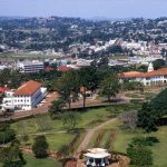 Lider african, pretenții incredibile: Un miliard $ și o femeie, pentru ambasadă