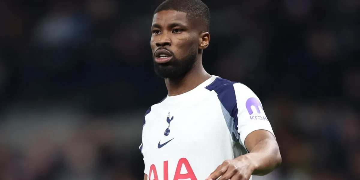 Danso, victima insultelor rasiste după meciul cu Brighton