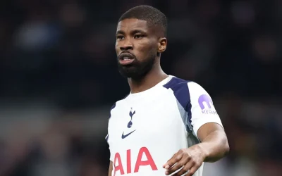 Danso, victima insultelor rasiste după meciul cu Brighton
