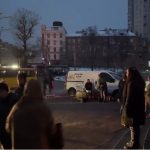 Bărbat înarmat a deschis focul pe stradă și a luat ostatici, victime confirmate