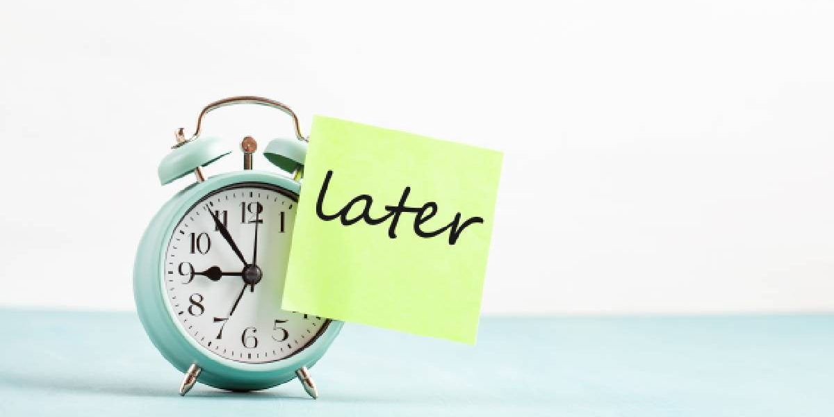 De ce amânăm chiar și când ȘTIM că ne facem rău? Psihologi explică