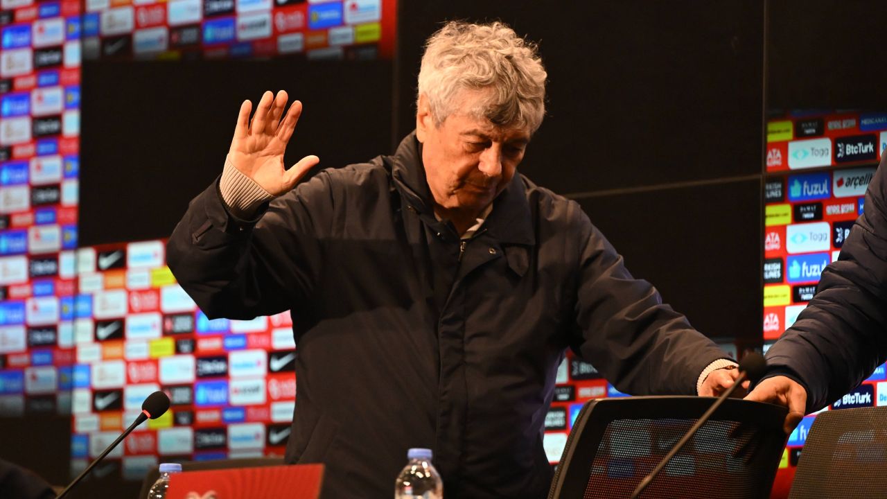 Federația Turcă de Fotbal (TFF) a anunțat miercuri că toate meciurile din ligile profesioniste din Turcia vor începe cu un minut de reculegere în memoria legendarului antrenor Mircea Lucescu