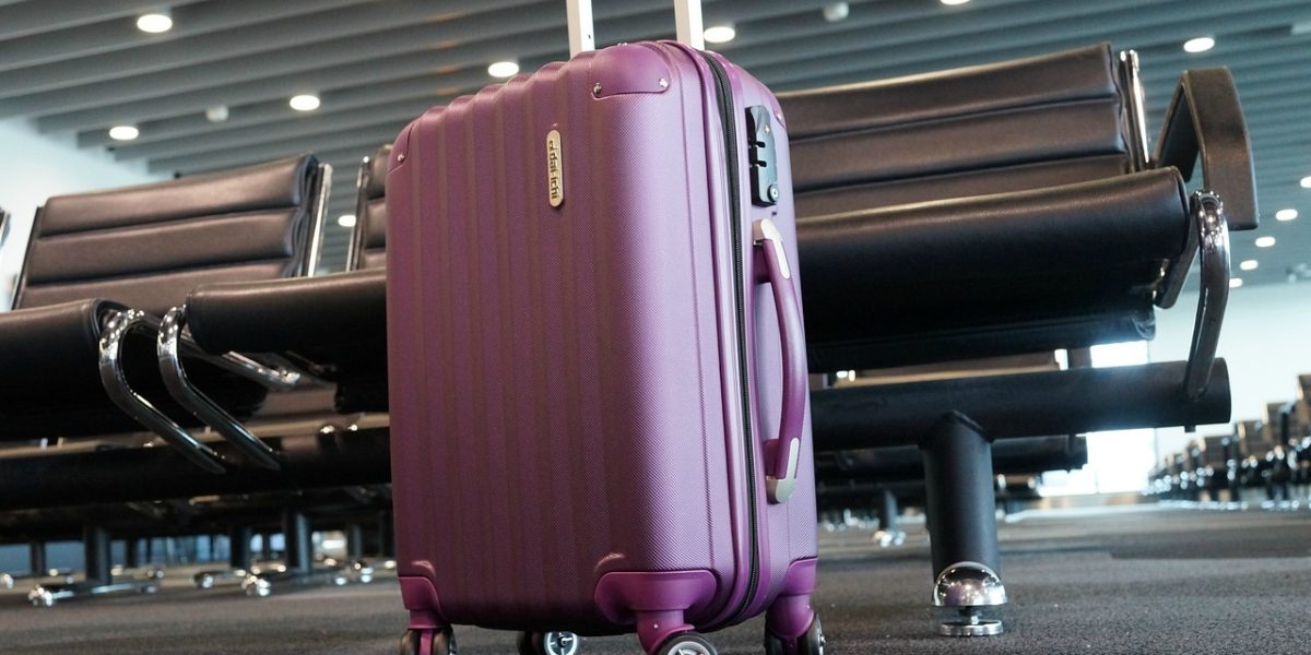 Ai uitat vreodată bagajul în aeroport? Find Hub are o funcție nouă