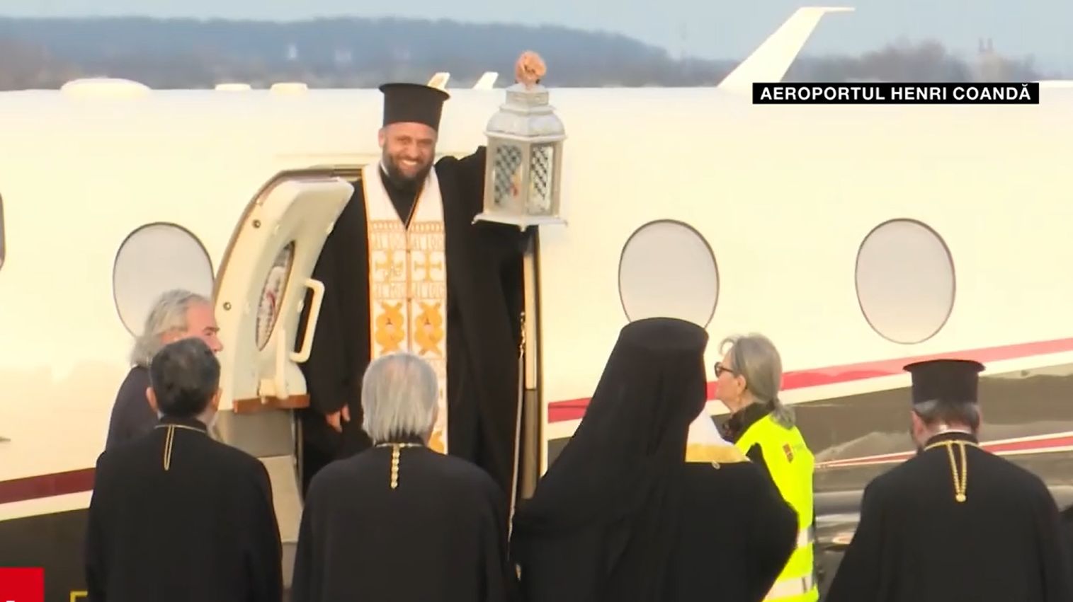 Lumina Sfântă de la Ierusalim, în România: Flacăra a ajuns la București