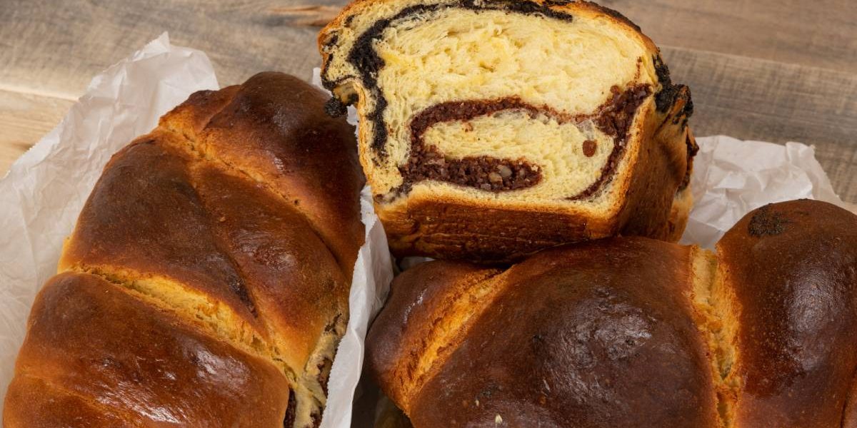 Masa de Paște, un pericol caloric: Peste 6000 kcal ușor de atins