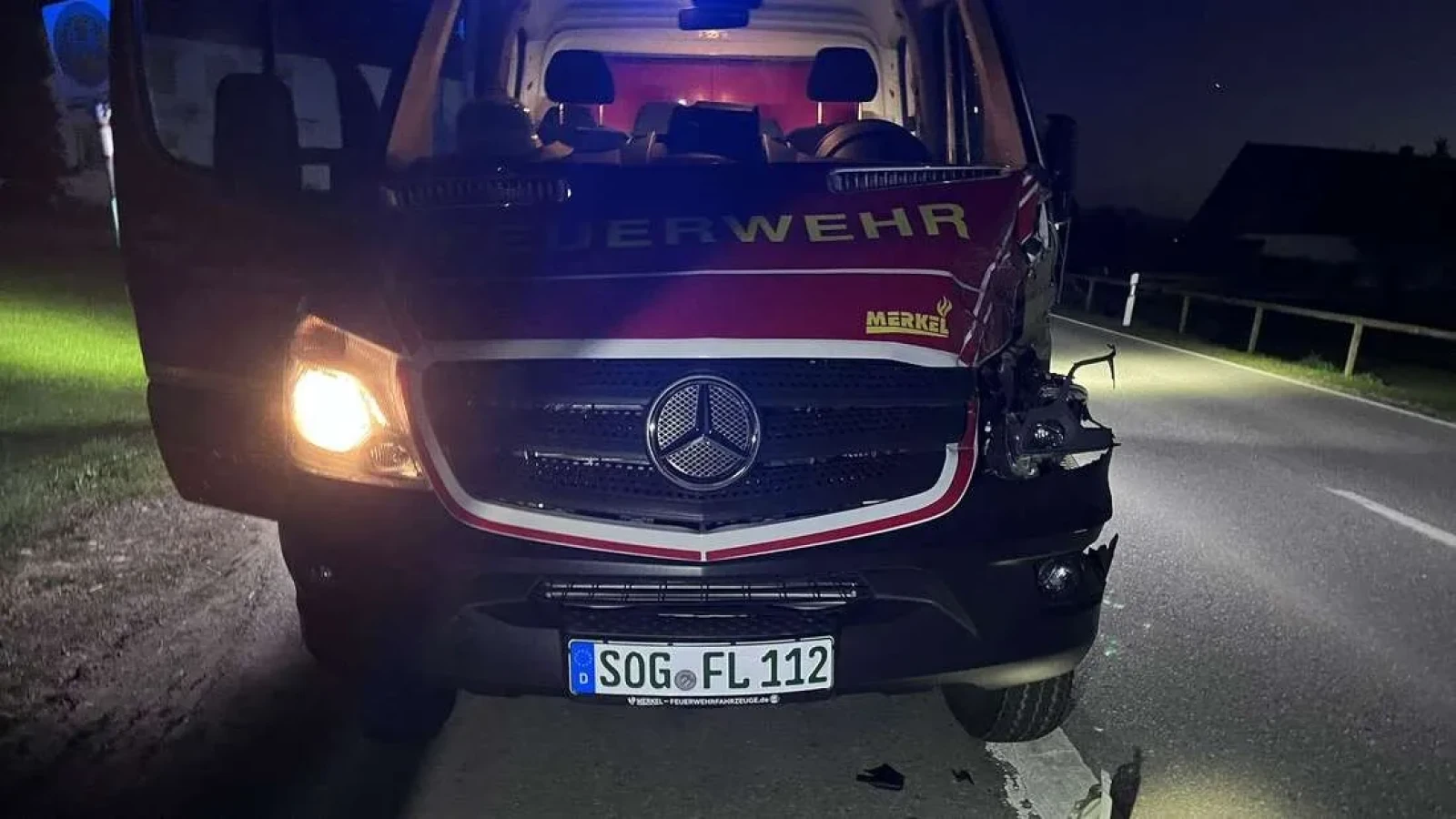 Român AVARIAZĂ o autospecială rară în Germania: Pompierii, blocați!