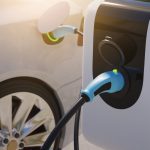 Europa, asaltată de scumpiri: Mașinile electrice, salvarea șoferilor de la pompă