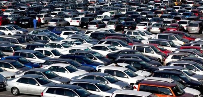 ACAROM cere Guvernului restricții mai dure pentru importul de mașini second-hand Asociația Constructorilor de Automobile din România – ACAROM – solicită Guvernului să impună reguli mai stricte pentru importul de vehicule rulate