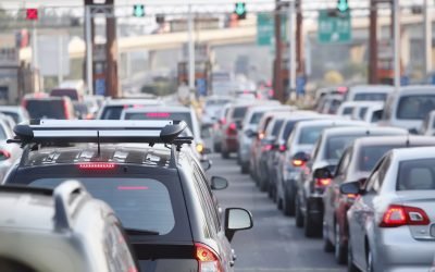 Limitele de Viteză și Riscurile Suspendării Permisului în România: Ghid pentru Șoferi În România, respectarea limitelor de viteză este crucială pentru siguranța rutieră și evitarea sancțiunilor severe