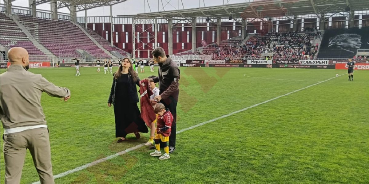 Meci de suflet în Giulești: Nepoții lui Lucescu au dat lovitura de start la Rapid