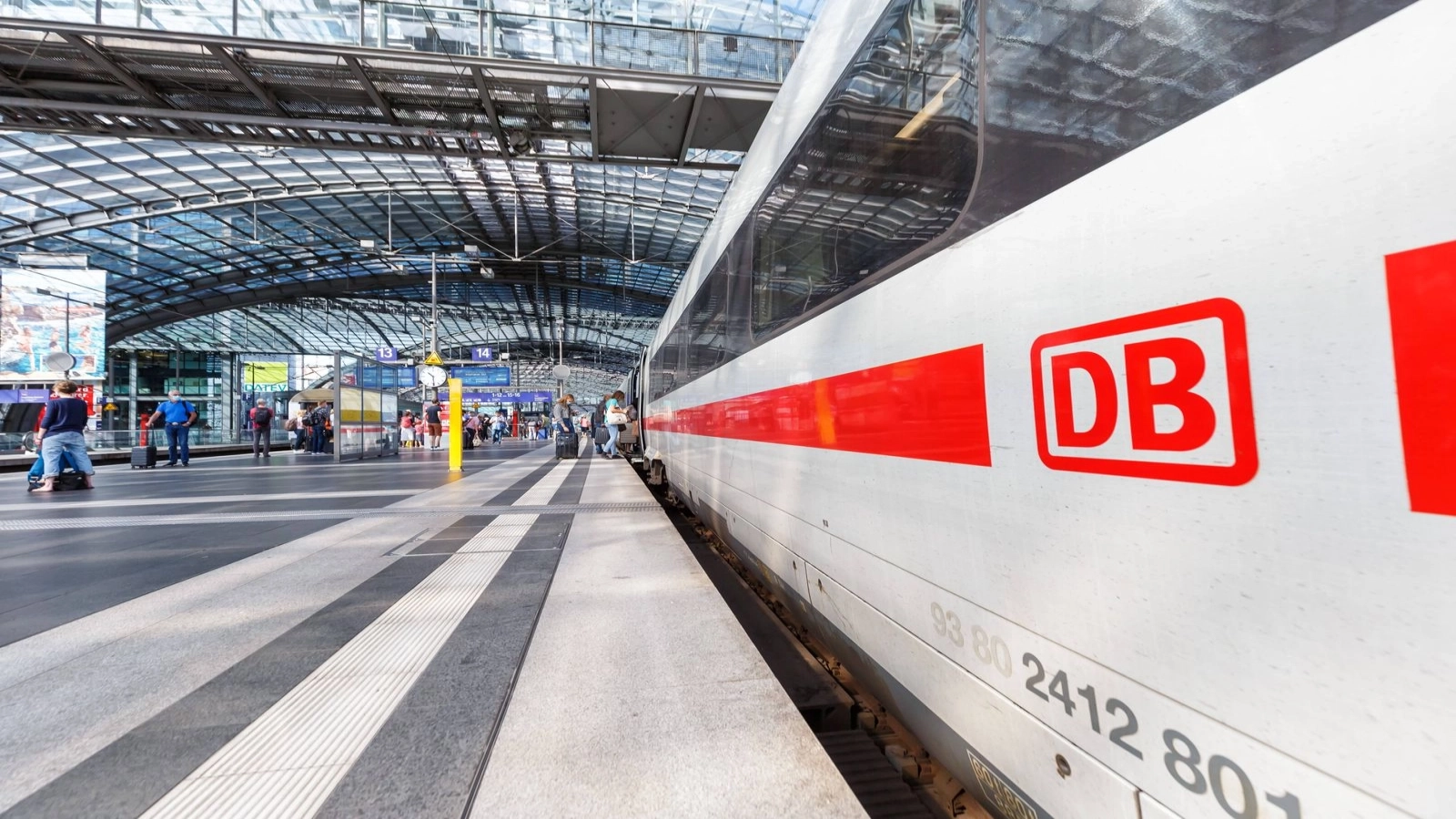 Germania ia în considerare reducerea prețurilor la transportul feroviar, pe fondul scumpirilor la combustibil, după modelul Lituaniei
