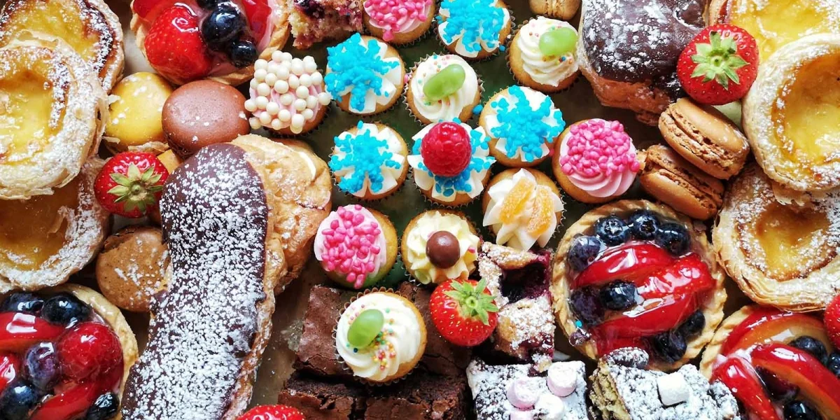 Desertul a detronat cozonacul de Paște: Cofetăriile, lovitură pe buget de criză