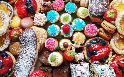 Desertul a detronat cozonacul de Paște: Cofetăriile, lovitură pe buget de criză