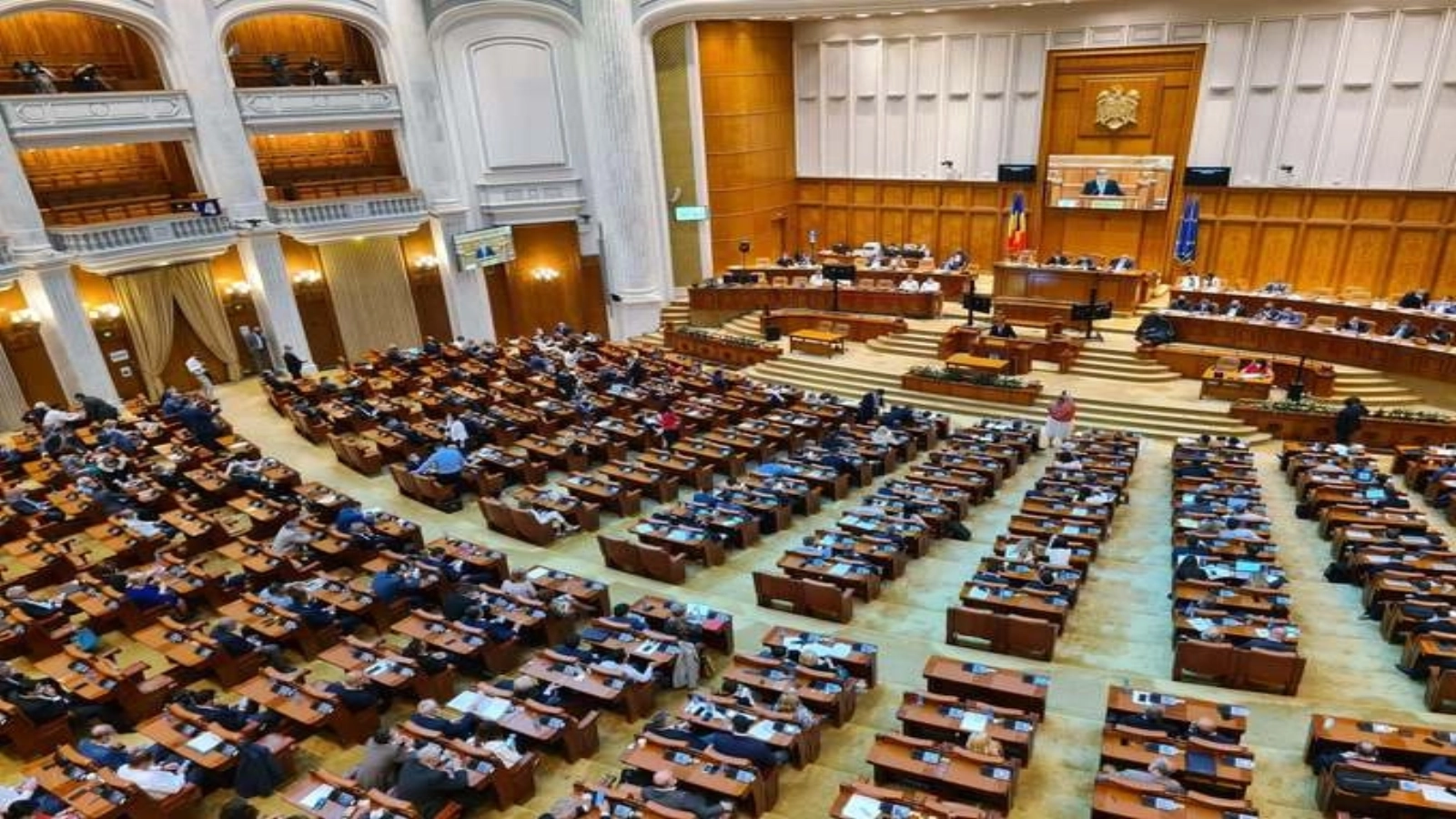 Un proiect de lege inițiat de PNL și USR, care vizează înființarea Conturilor Individuale de Investiții pentru Pensie (CIIP), a fost depus în Parlament joi