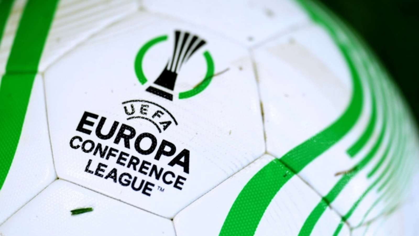 Crystal Palace, victorie categorică în Conference League Echipa engleză Crystal Palace a învins clar, joi seara, pe teren propriu, formația italiană AC Fiorentina, cu scorul de 3-0, în prima manșă a sferturilor de finală din Conference League