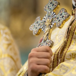 Arhipresbit Zaharia Peres: Lumina Paștelui alungă întunericul veșnic