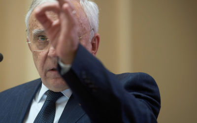 România are un proiect de țară clar: aderarea la OECD și apoi euro Banca Națională a României (BNR) indică faptul că România are deja un „proiect de țară” bine definit, reprezentat de demersurile pentru aderarea la Organizația pentru Cooperare și Dezvoltare Economică (OECD)