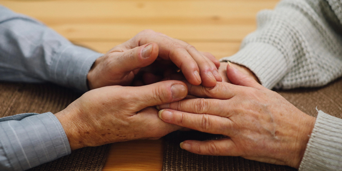 Când te DECLARĂ bătrân? Un studiu pe 14.000 de oameni dezvăluie vârsta