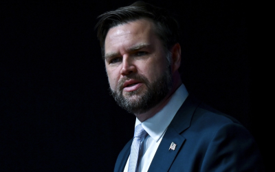 JD Vance, Senatorul American, Vizitează Ungaria înaintea Alegerilor Legislative București – Senatorul american JD Vance va efectua o vizită în Ungaria pe 7 și 8 aprilie, întâlnindu-se cu premierul Viktor Orbán, cu puțin timp înaintea alegerilor legislative cruciale din 12 aprilie