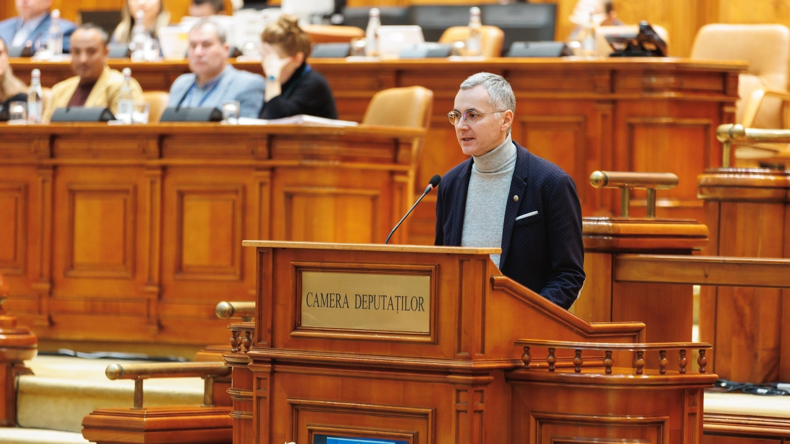 Magistrații resping criticile lui STELIAN ION privind formarea judecătorilor București – Uniunea Națională a Judecătorilor din România (UNJR), alături de Asociația Magistraților din România (AMR), Asociația Judecătorilor pentru Apărarea Drepturilor Omului (AJADO) și Asociația Procurorilor din România (APR), au criticat vehement obiecțiile formulate de fostul ministru al Justiției, STELIAN ION