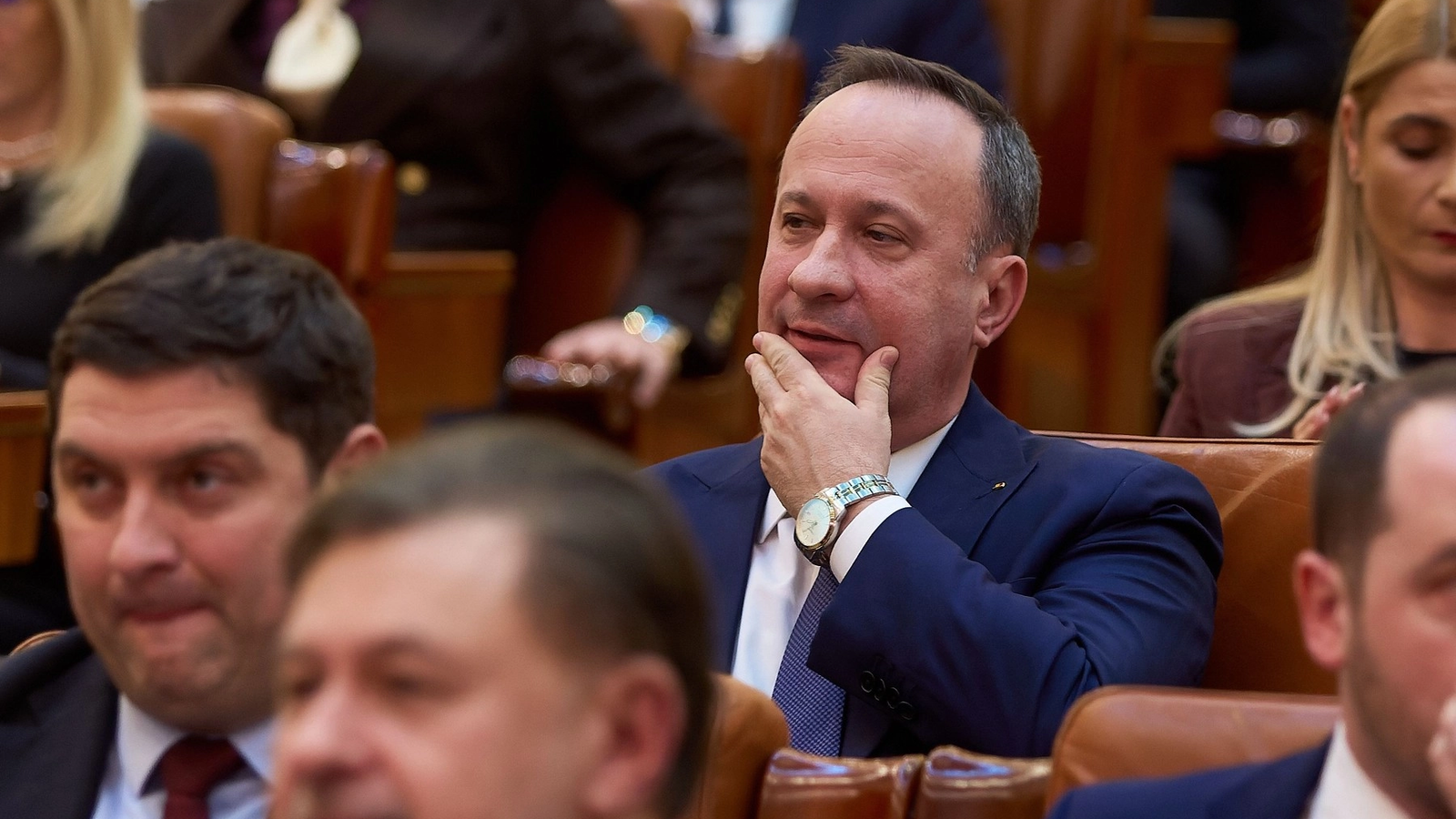 Bolojan, acuzat de „țepe”: „Bani sunt, dar voința lipsește!”