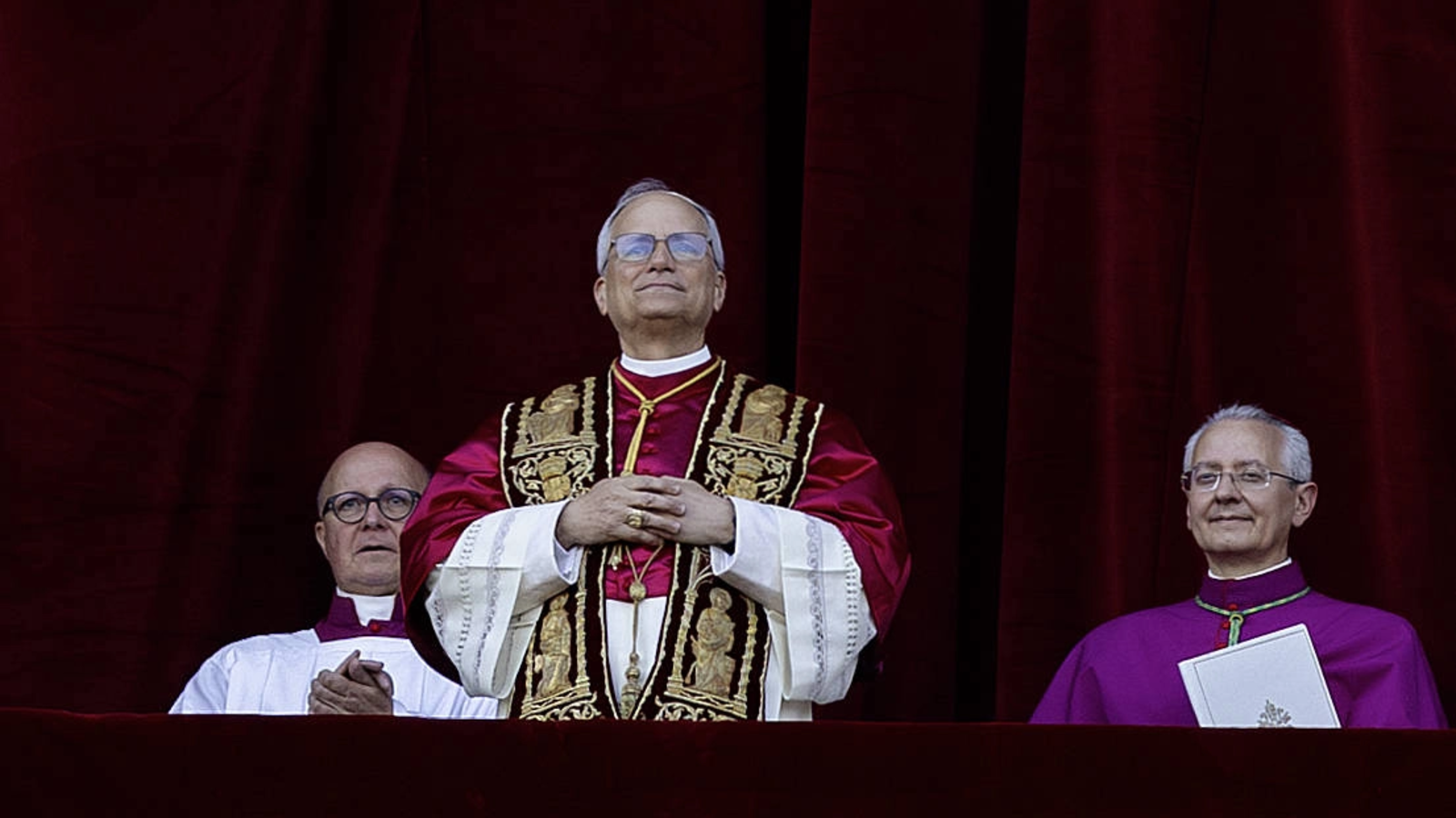 Papa Leon al XIV-lea a replicat gestul lui Iisus în Joia Mare În cadrul unei ceremonii speciale desfășurate în Joia Mare, Papa Leon al XIV-lea a spălat picioarele a doisprezece preoți din Roma