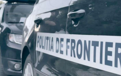 Polițiștii de frontieră din Nădlac au descoperit 16 migranți ascunși într-un camion condus de un șofer turc, în noaptea de duminică spre luni